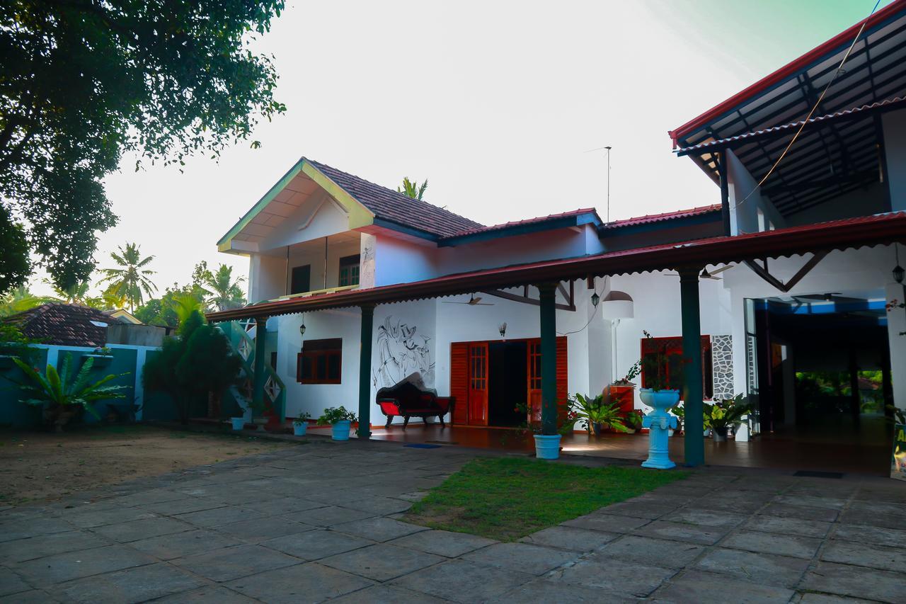 Anila Beach Inn Tangalle Zewnętrze zdjęcie